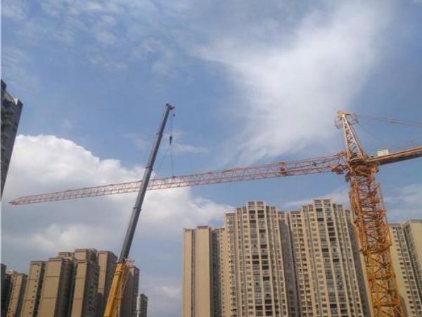 平城区吊车出租电话_液压小吊车紧固
